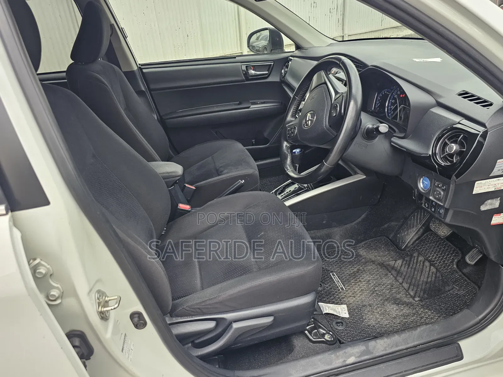 Toyota Corolla Fielder 2019 Pearl