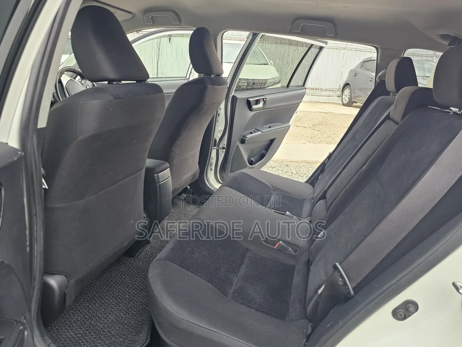 Toyota Corolla Fielder 2019 Pearl