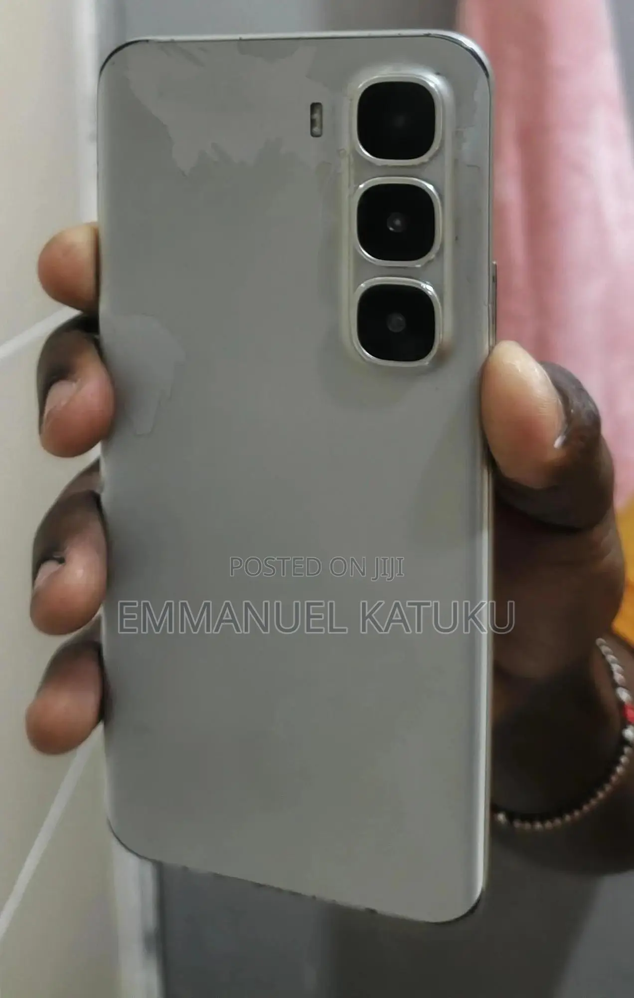 Infinix Hot 60 Pro+ 256 GB Silver