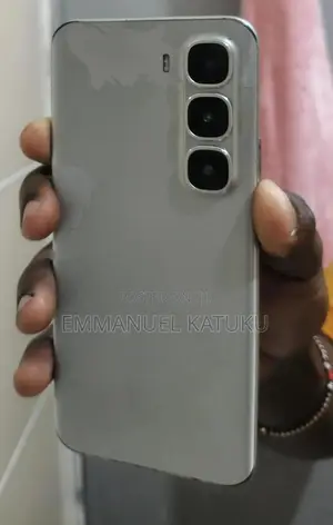 Infinix Hot 60 Pro+ 256 GB Silver
