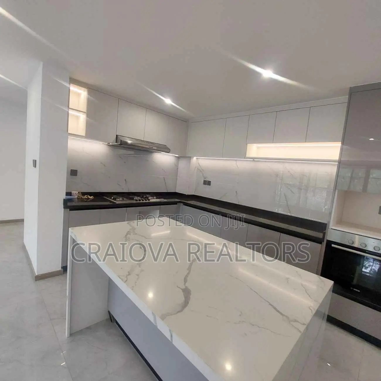 4bdrm Apartment in Raphta Road Area for sale
