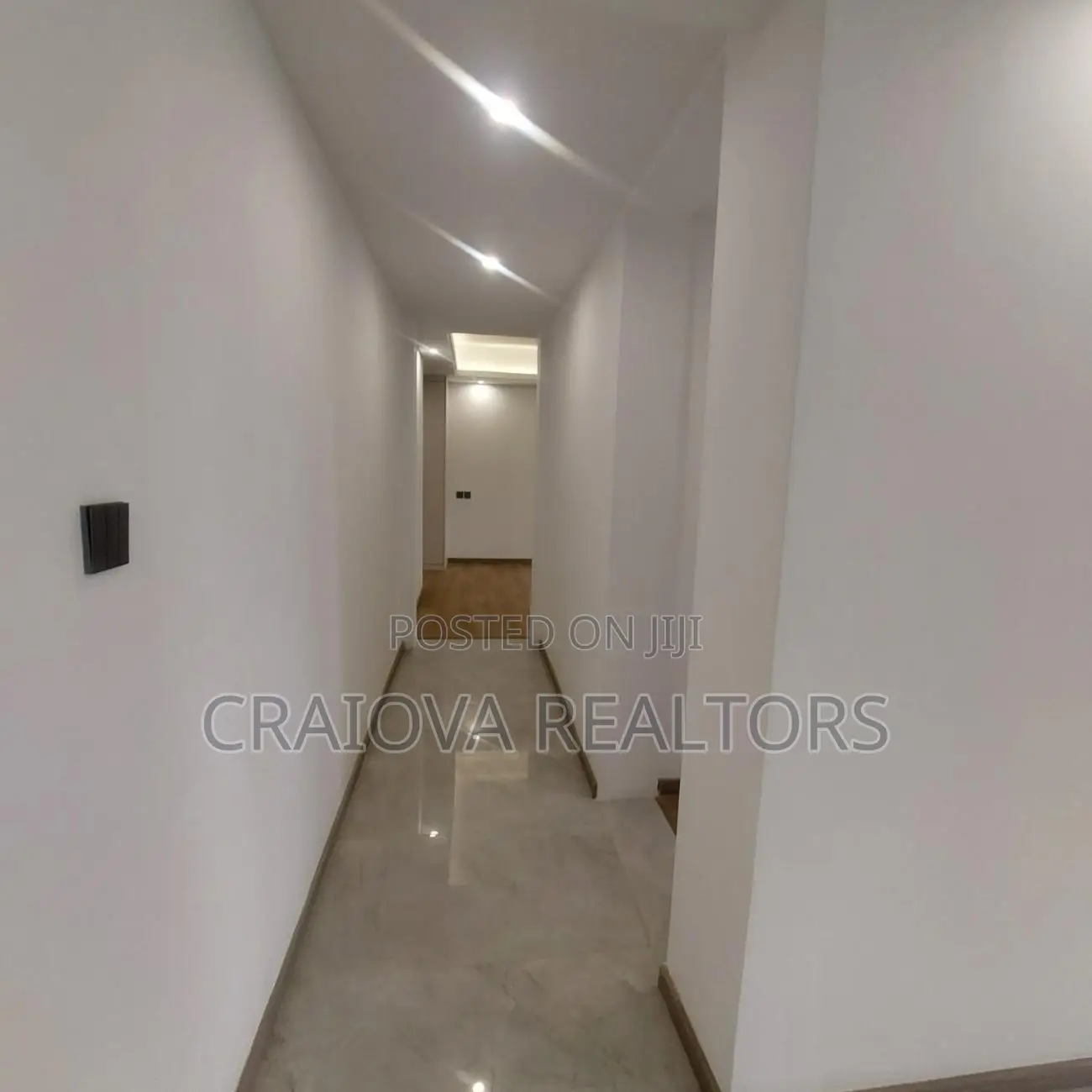 4bdrm Apartment in Raphta Road Area for sale