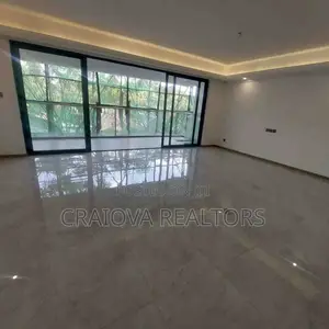 4bdrm Apartment in Raphta Road Area for sale