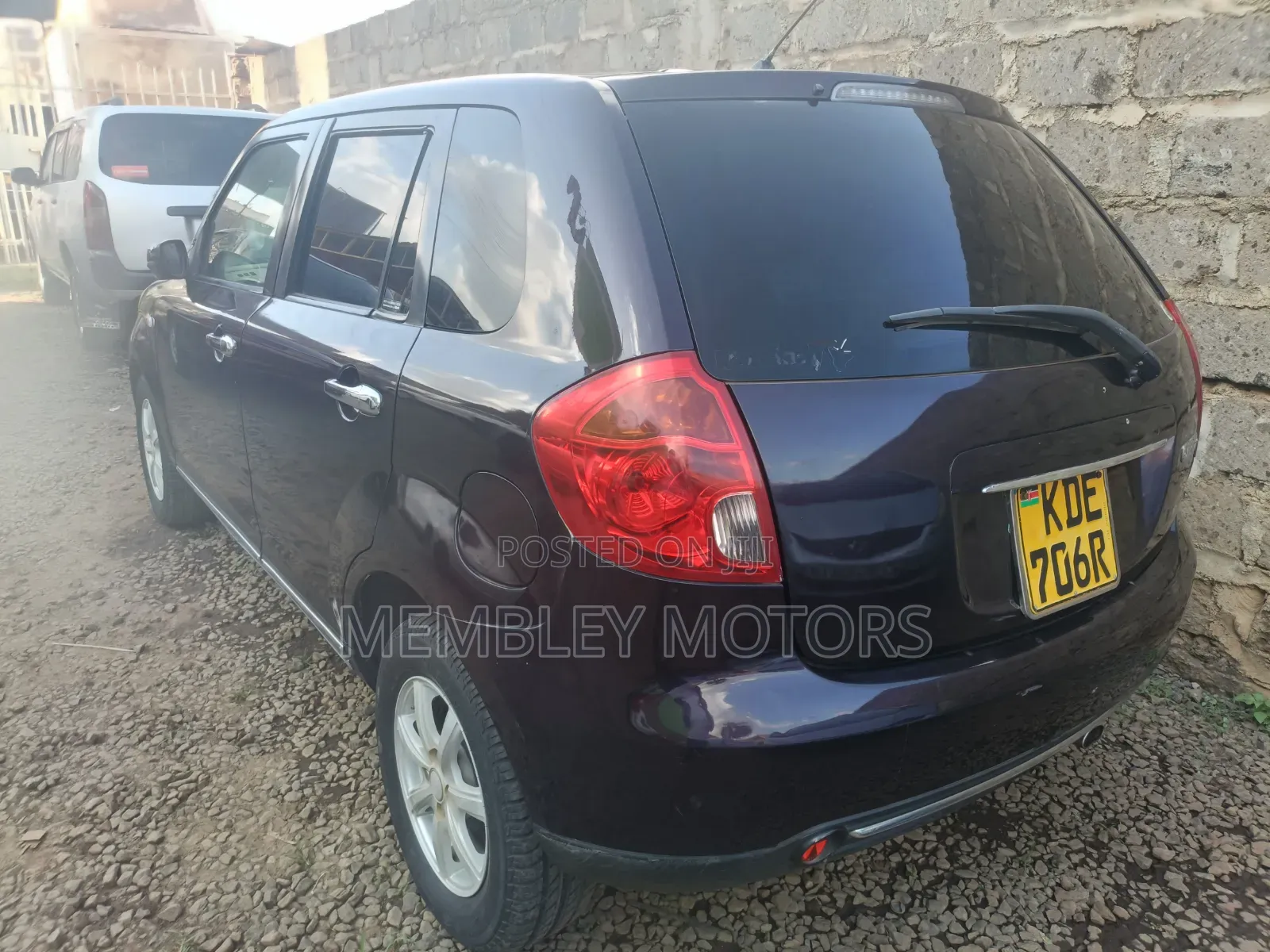 Mazda Verisa 2014 Brown