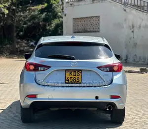 Mazda Axela 2018 Silver