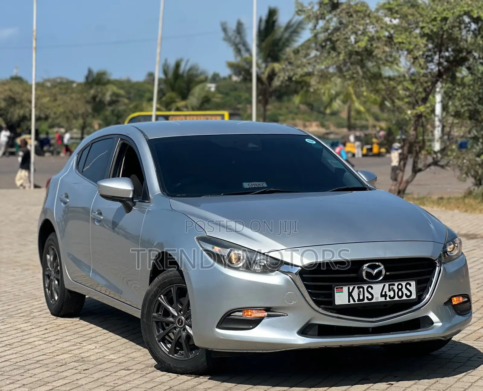 Mazda Axela 2018 Silver