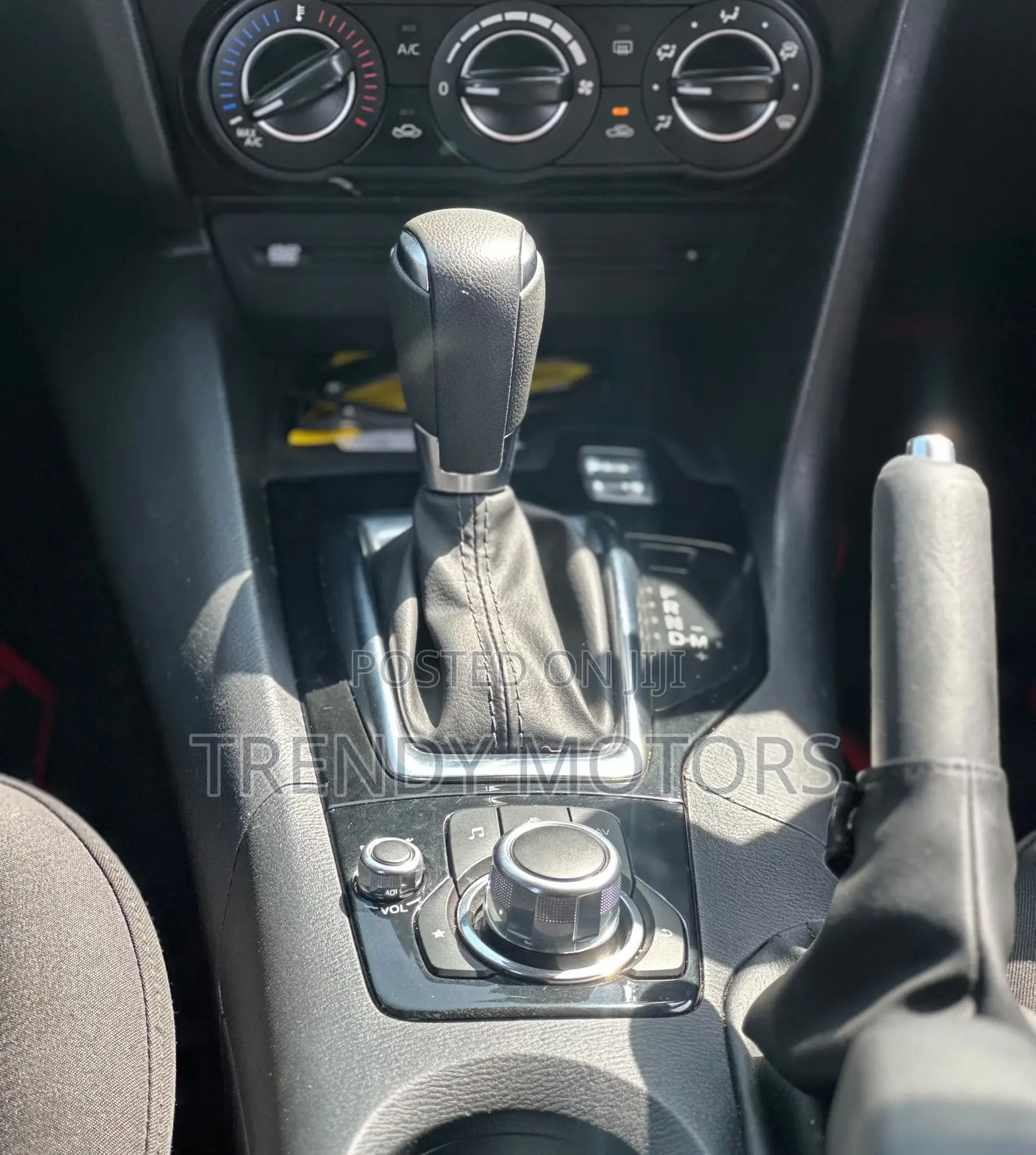 Mazda Axela 2018 Silver