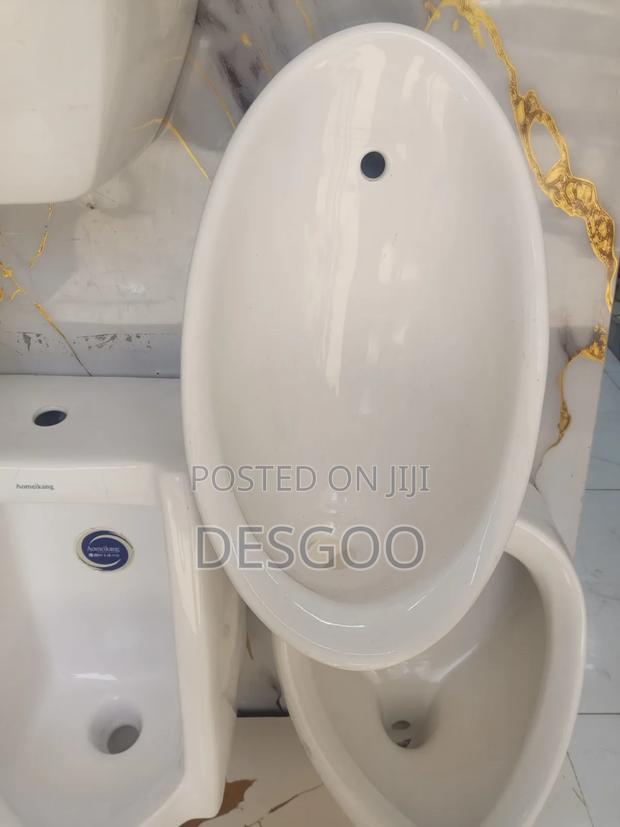 Urinal Bowl - thumbnail 2