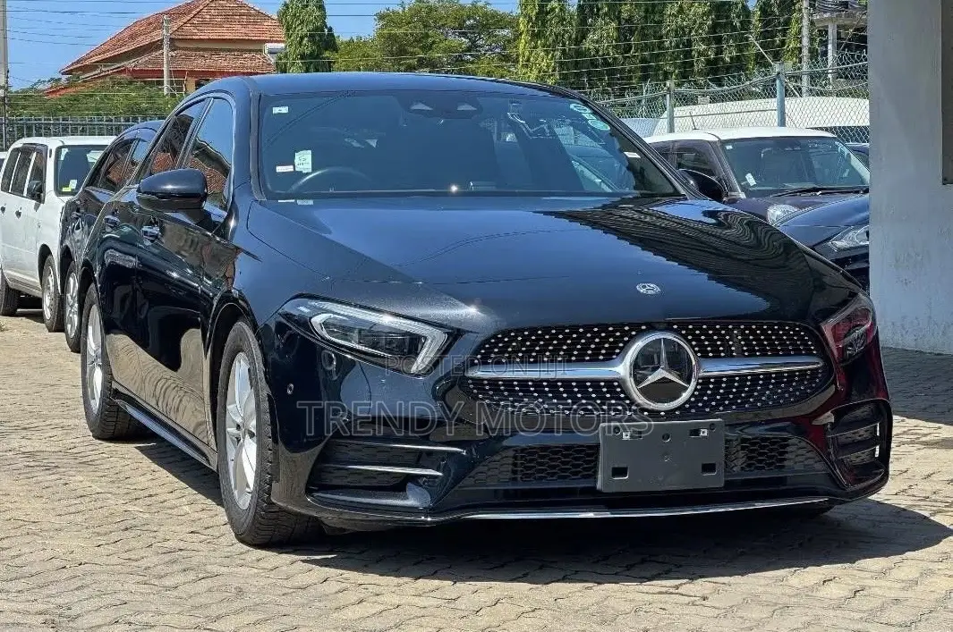 Mercedes-Benz A-Class 2019 Black