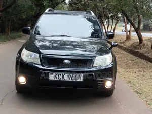 Subaru Forester 2010 Black
