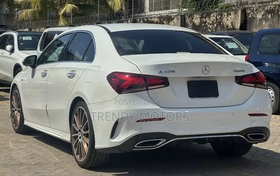 Mercedes-Benz A-Class 2019 White