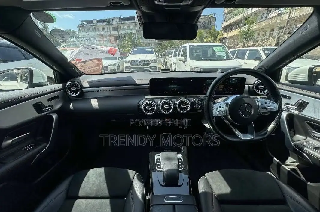 Mercedes-Benz A-Class 2019 White