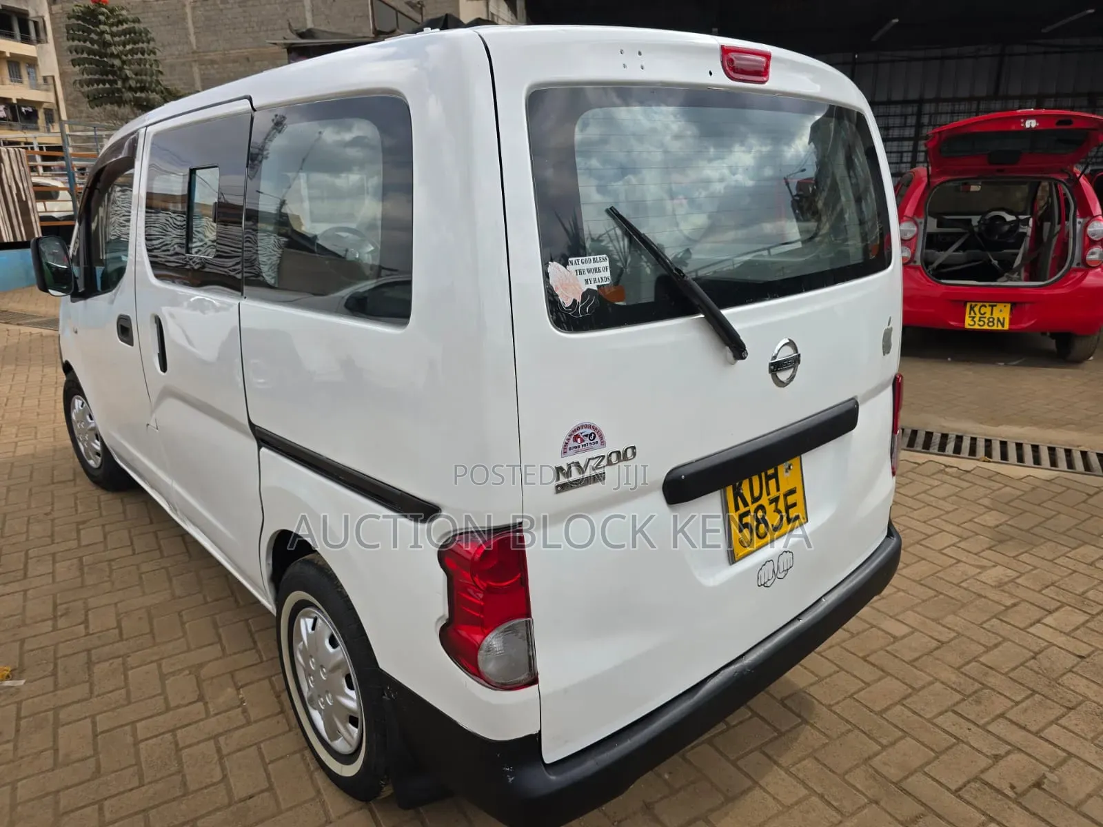 Nissan NV200 2014 White