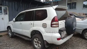 Toyota Land Cruiser Prado 2007 White