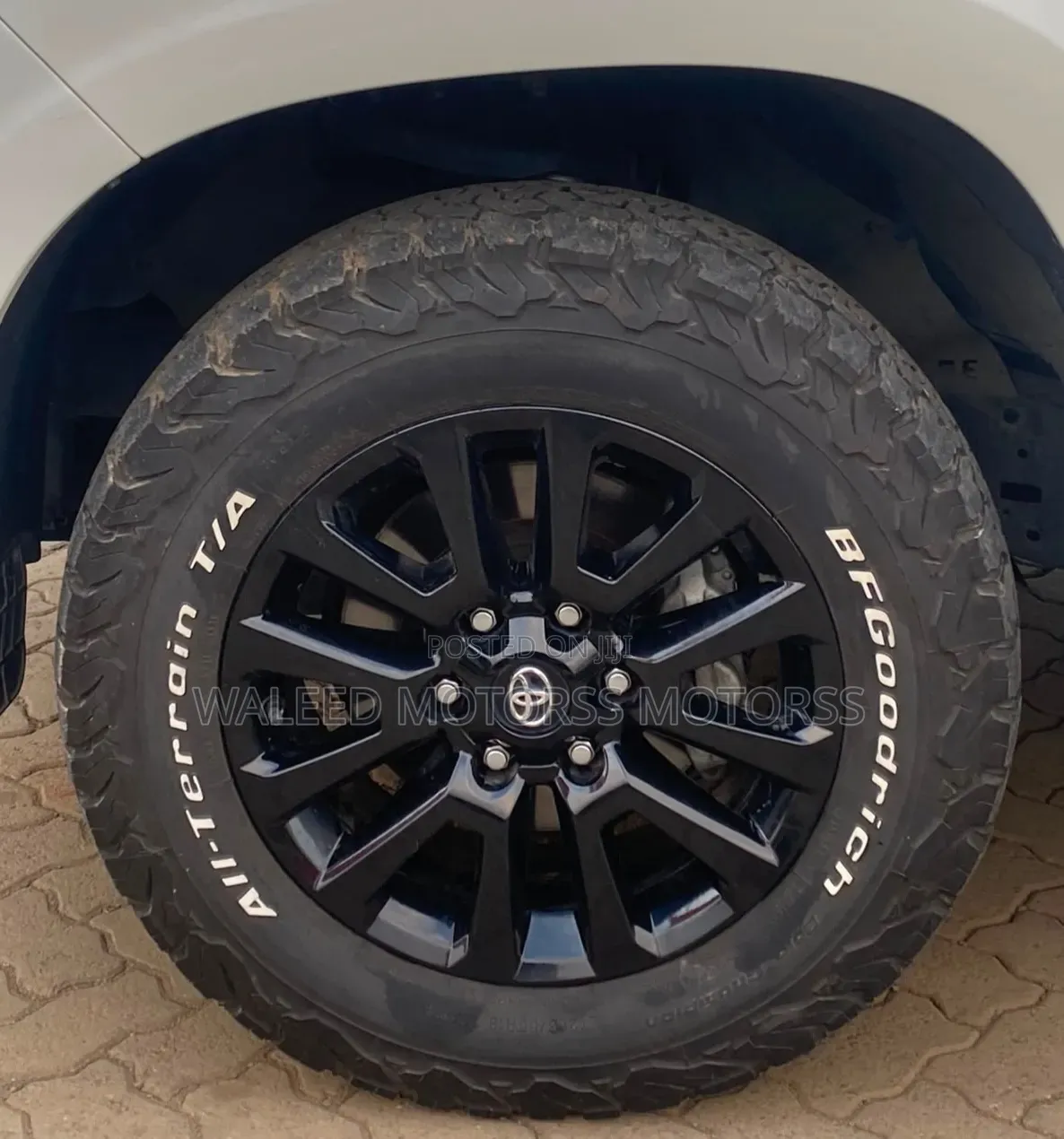 Toyota Land Cruiser Prado 2021 White