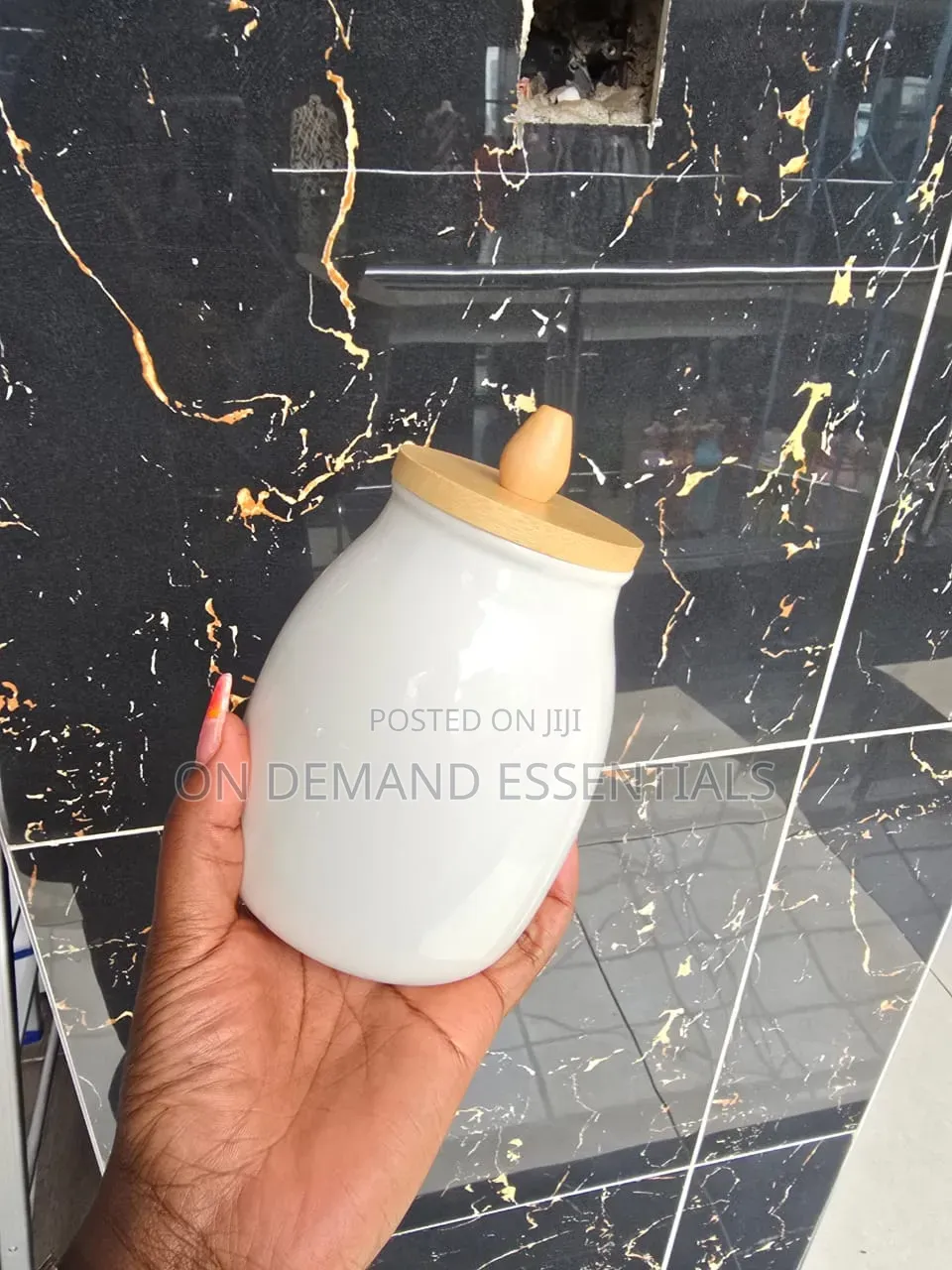 Single Ceramic Canister Capacity 600ml