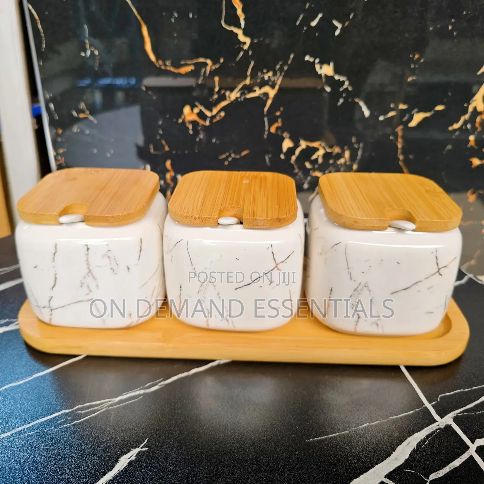 3pcs Ceramic Condiment Set With Lids Spoons Tray