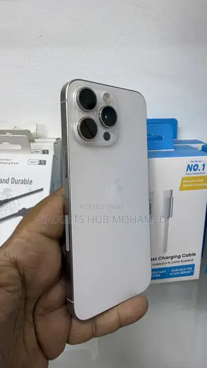 Apple iPhone 15 Pro Max 256 GB White
