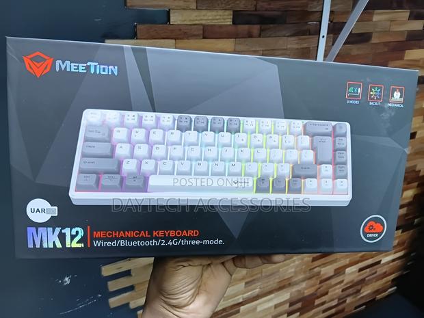 Meetion MT-MK12 Tri Mode Gaming Mechanical Keyboard 65% -Black - thumbnail 3