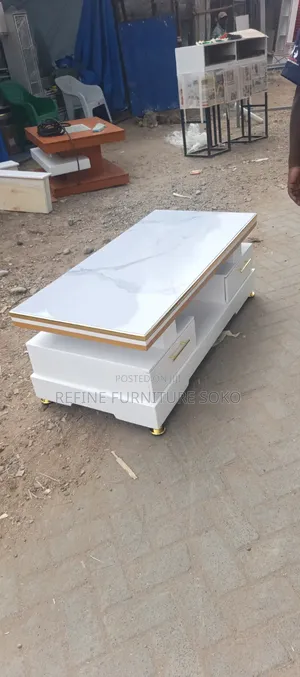 Standard Coffee Table Builted to Fitt in Any Space
