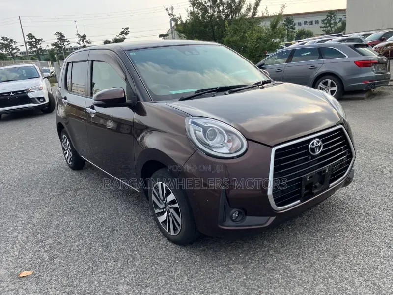 Toyota Passo 2019 Brown