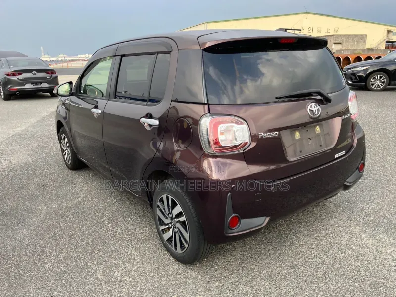 Toyota Passo 2019 Brown