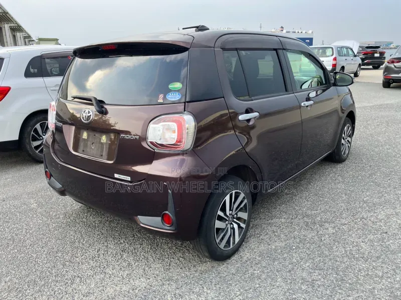 Toyota Passo 2019 Brown