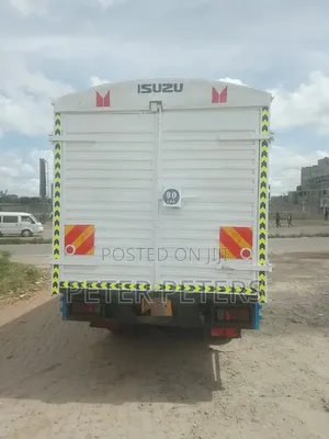 Isuzu NKR Local Assembly 2015