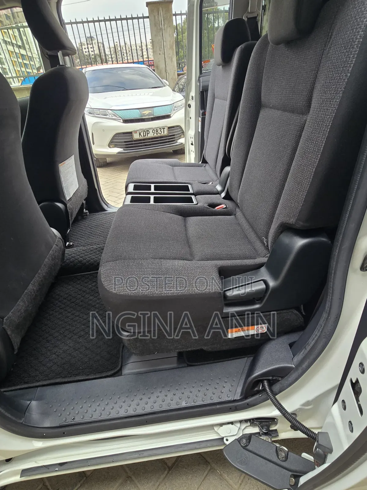 Toyota Sienta 2019 White