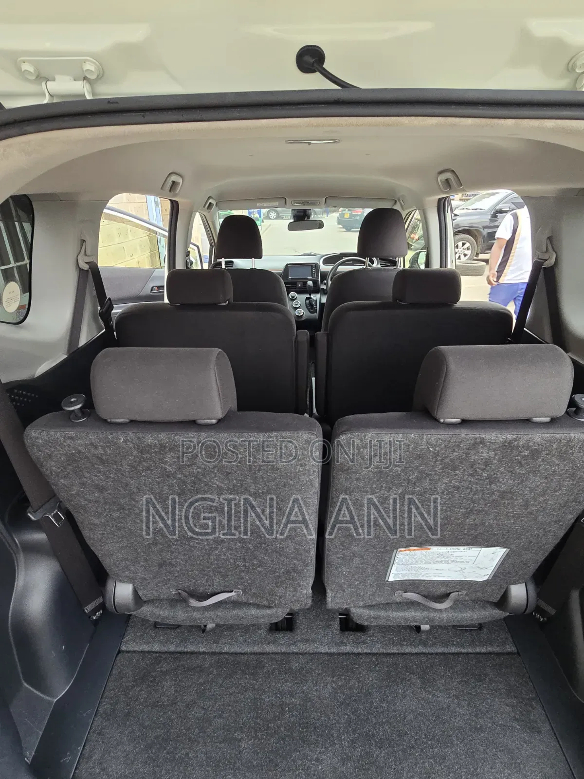 Toyota Sienta 2019 White