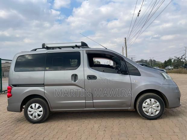 Nissan NV200 2016 Grey - thumbnail 3