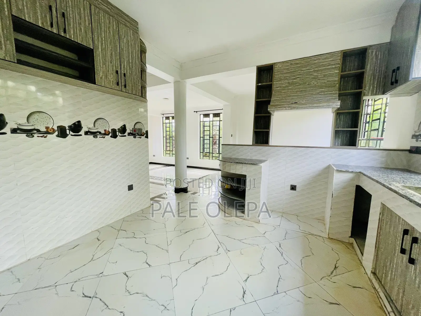 4bdrm Maisonette in Westwood Gardens, Bendor Estate for rent