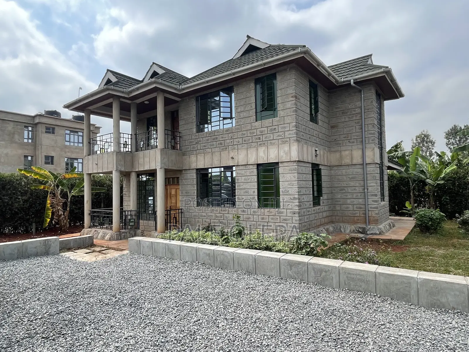 4bdrm Maisonette in Westwood Gardens, Bendor Estate for rent