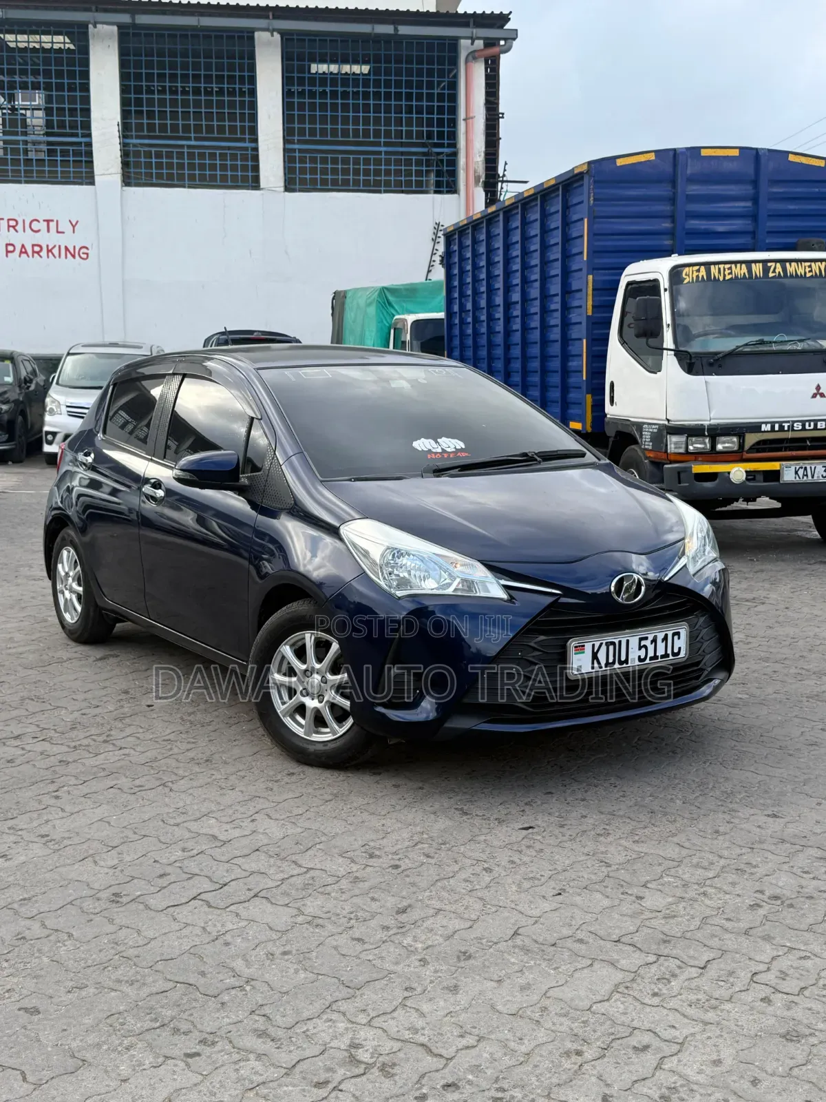 Toyota Vitz 2018 Blue