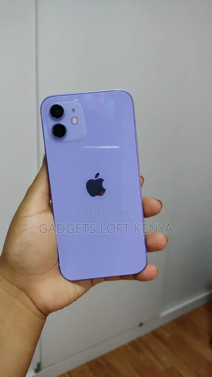 New Apple iPhone 12 64 GB Purple