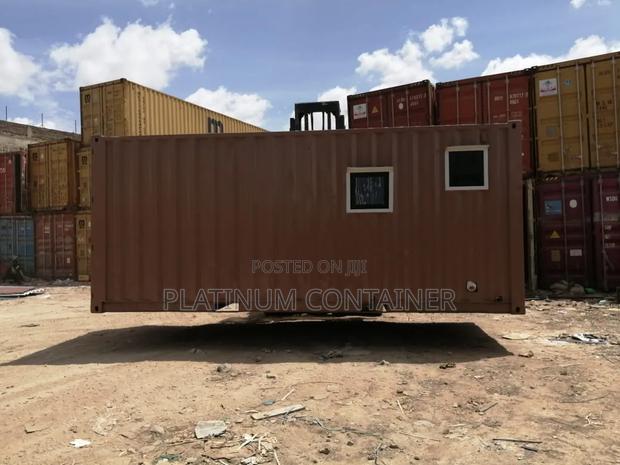 20FT Container Converted to Bedsitter - thumbnail 8