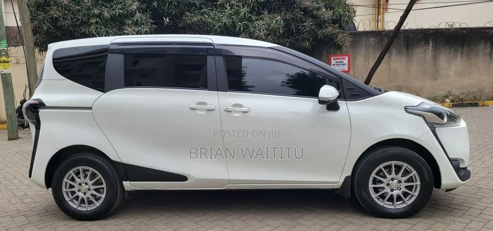 Toyota Sienta 2017 White