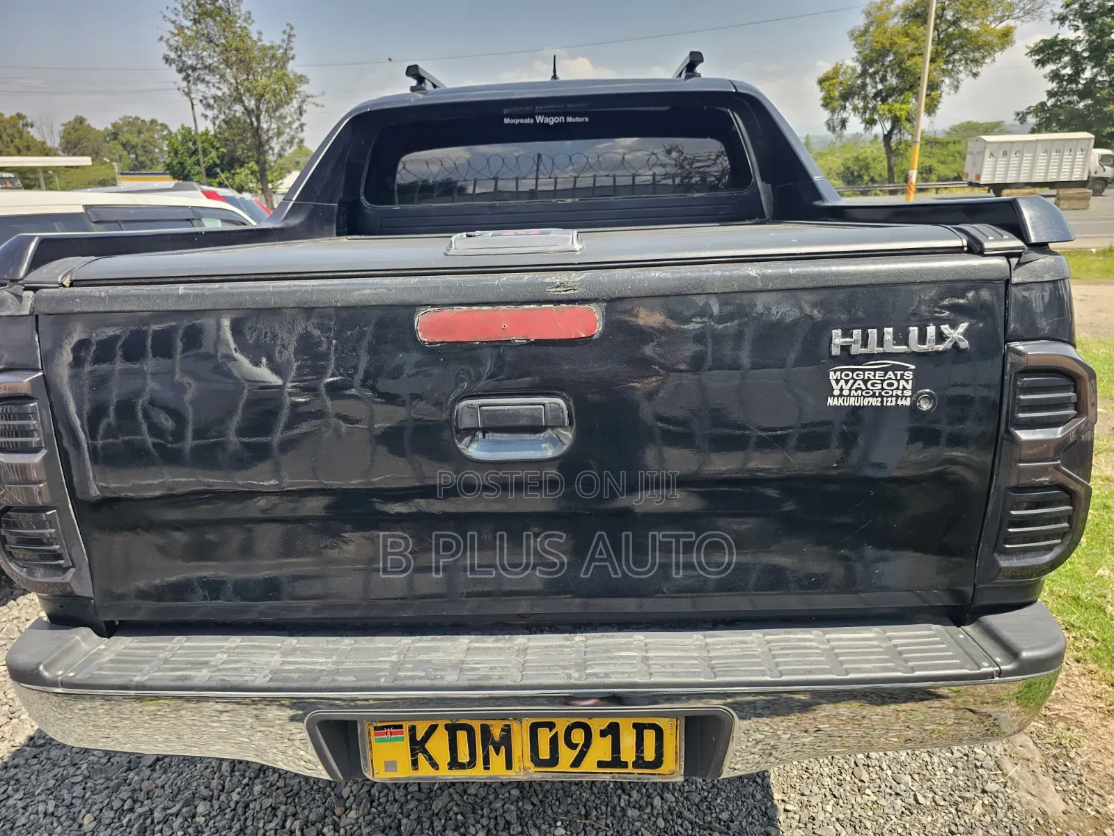 Toyota Hilux 2014 Black
