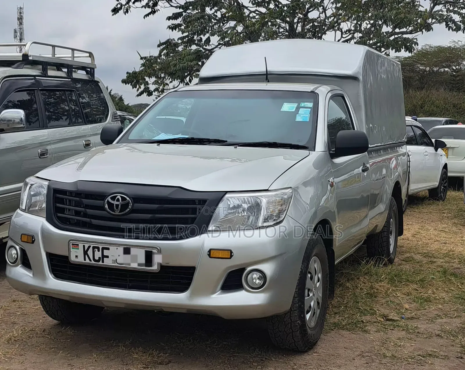 Toyota Hilux 2015 Silver