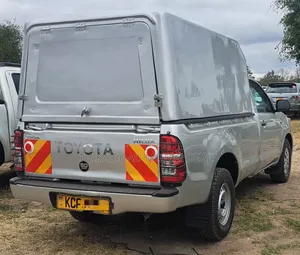 Toyota Hilux 2015 Silver