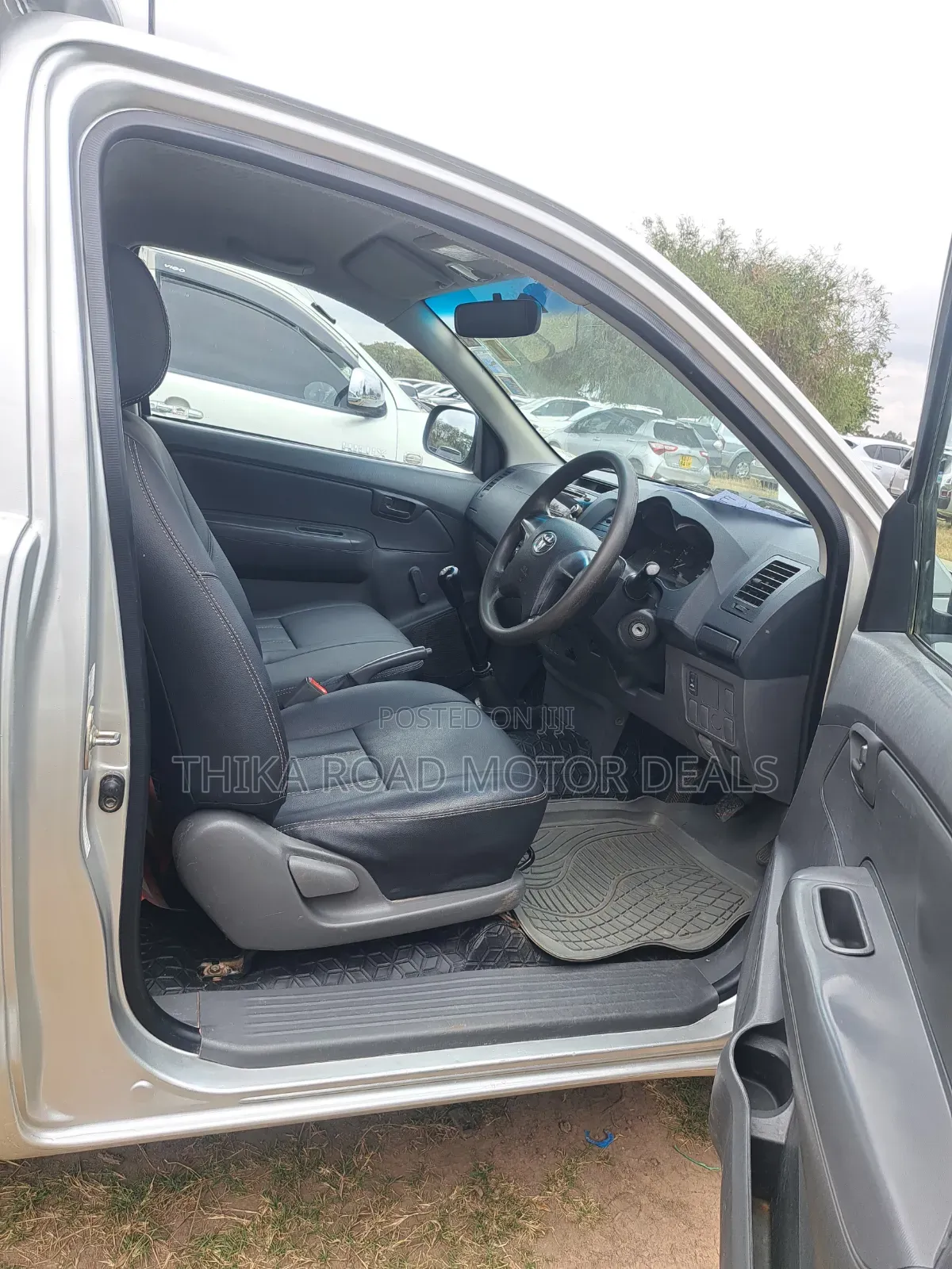 Toyota Hilux 2015 Silver