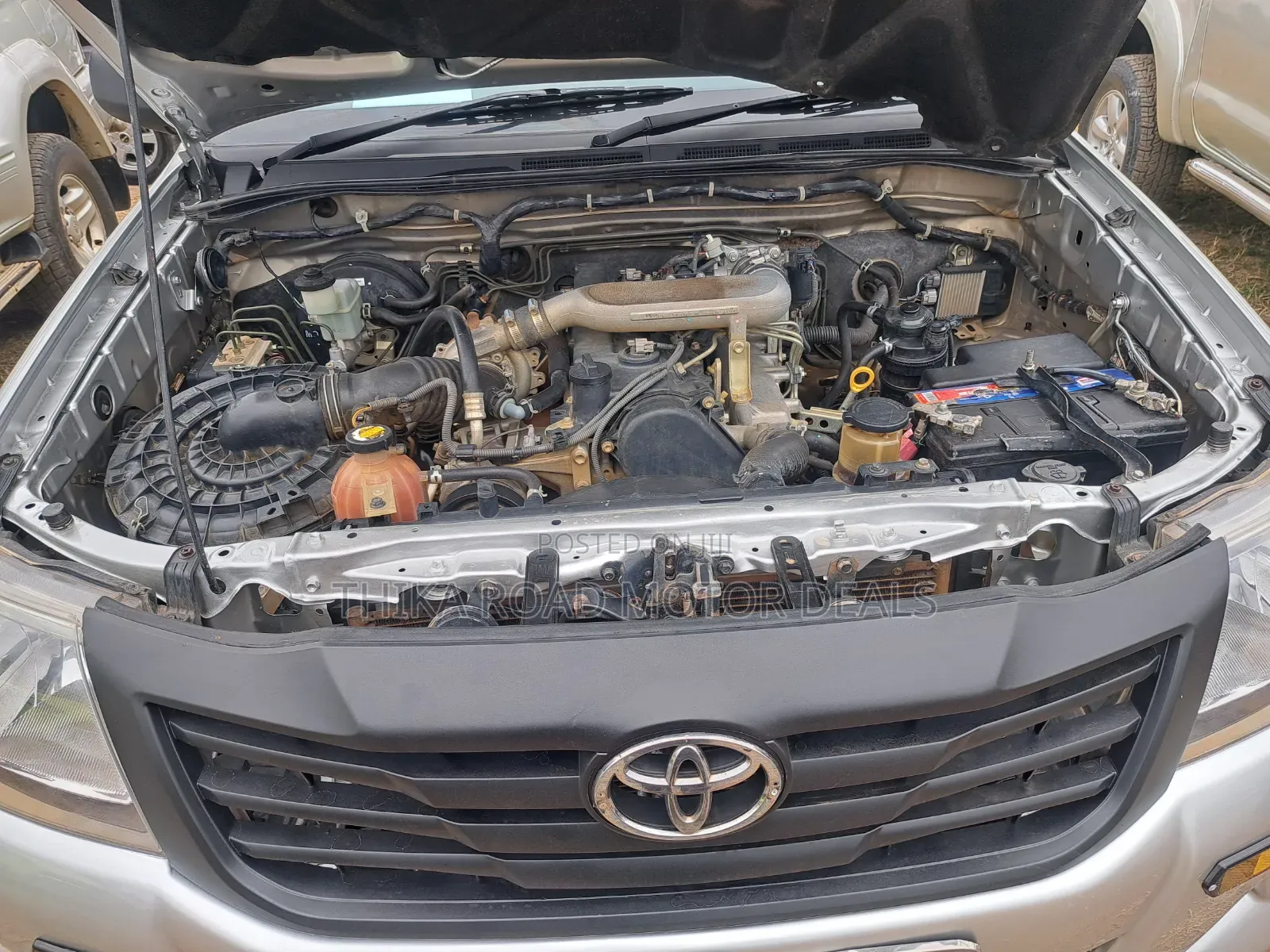 Toyota Hilux 2015 Silver