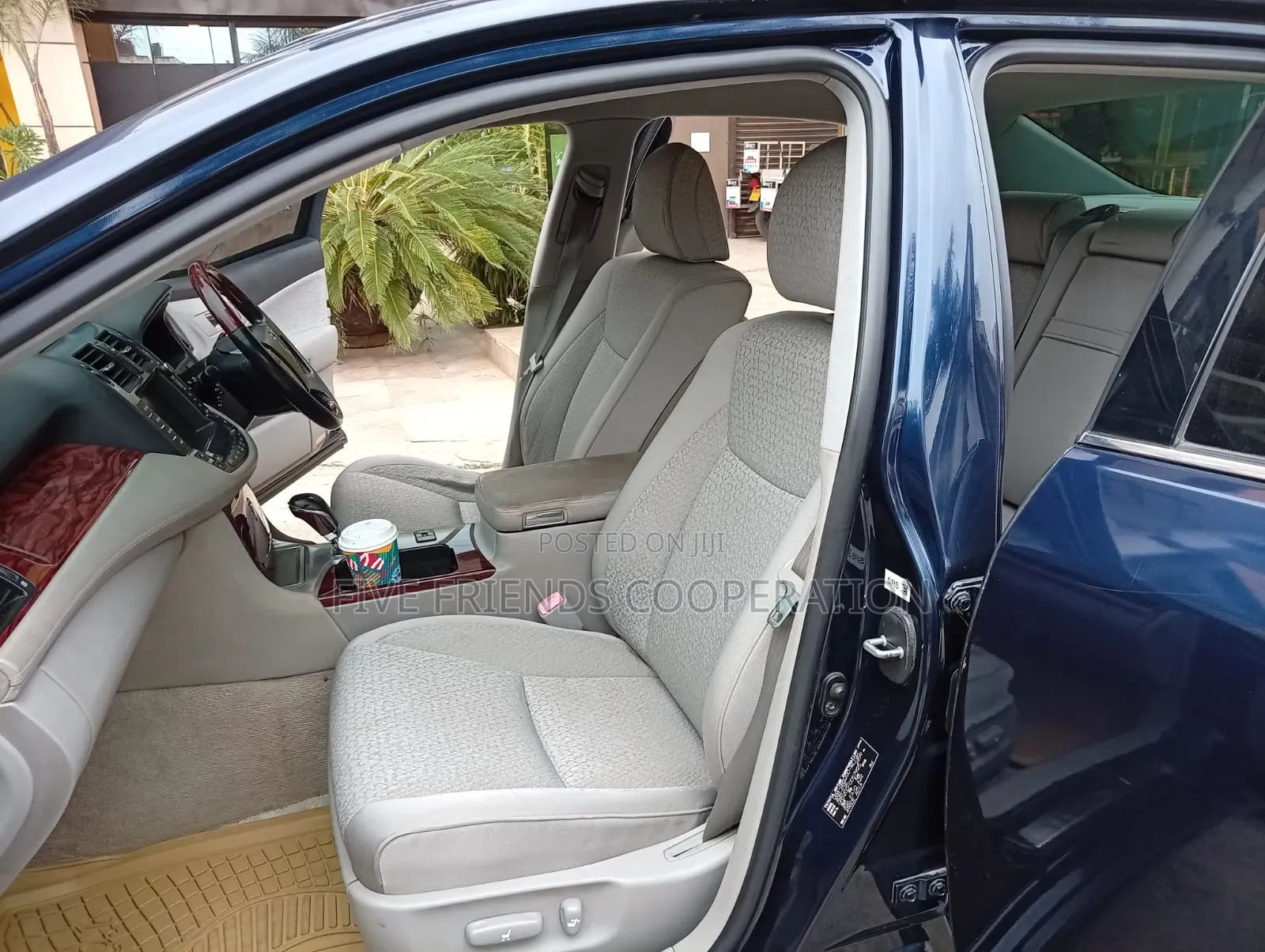 Toyota Crown 2012 Blue