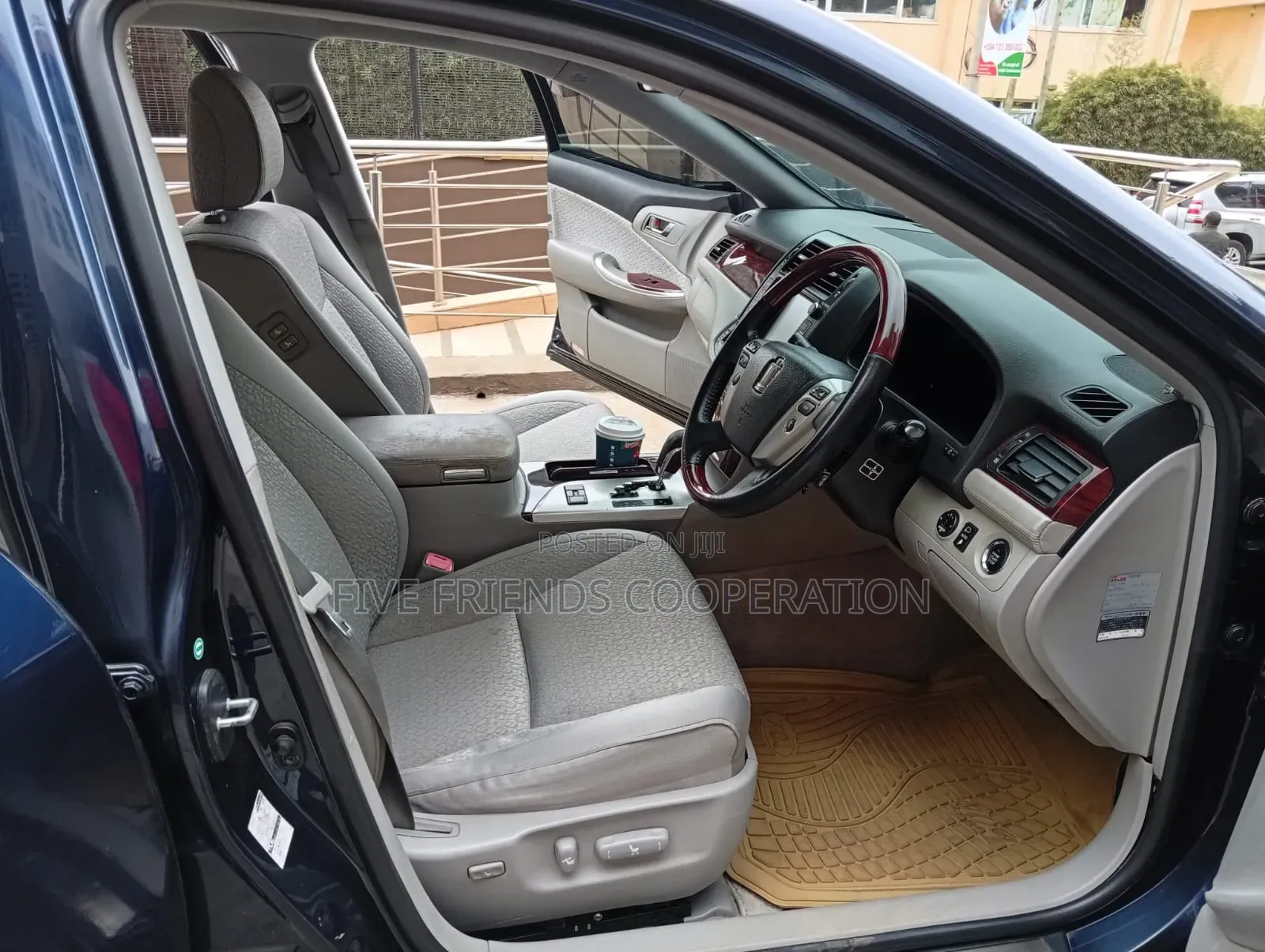 Toyota Crown 2012 Blue
