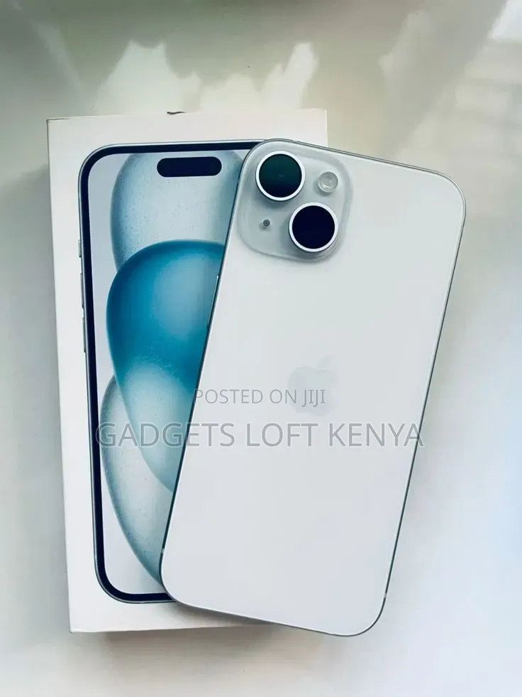 New Apple iPhone 15 256 GB Blue