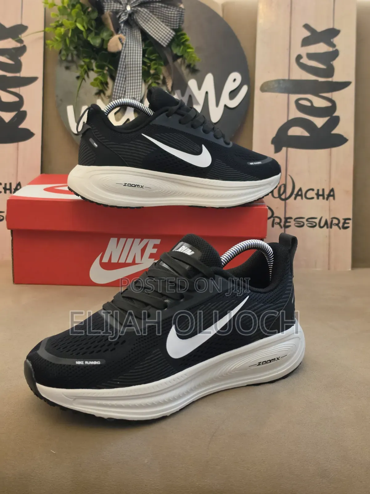 "NiKE VOMERO 18 Training/Running Shoes