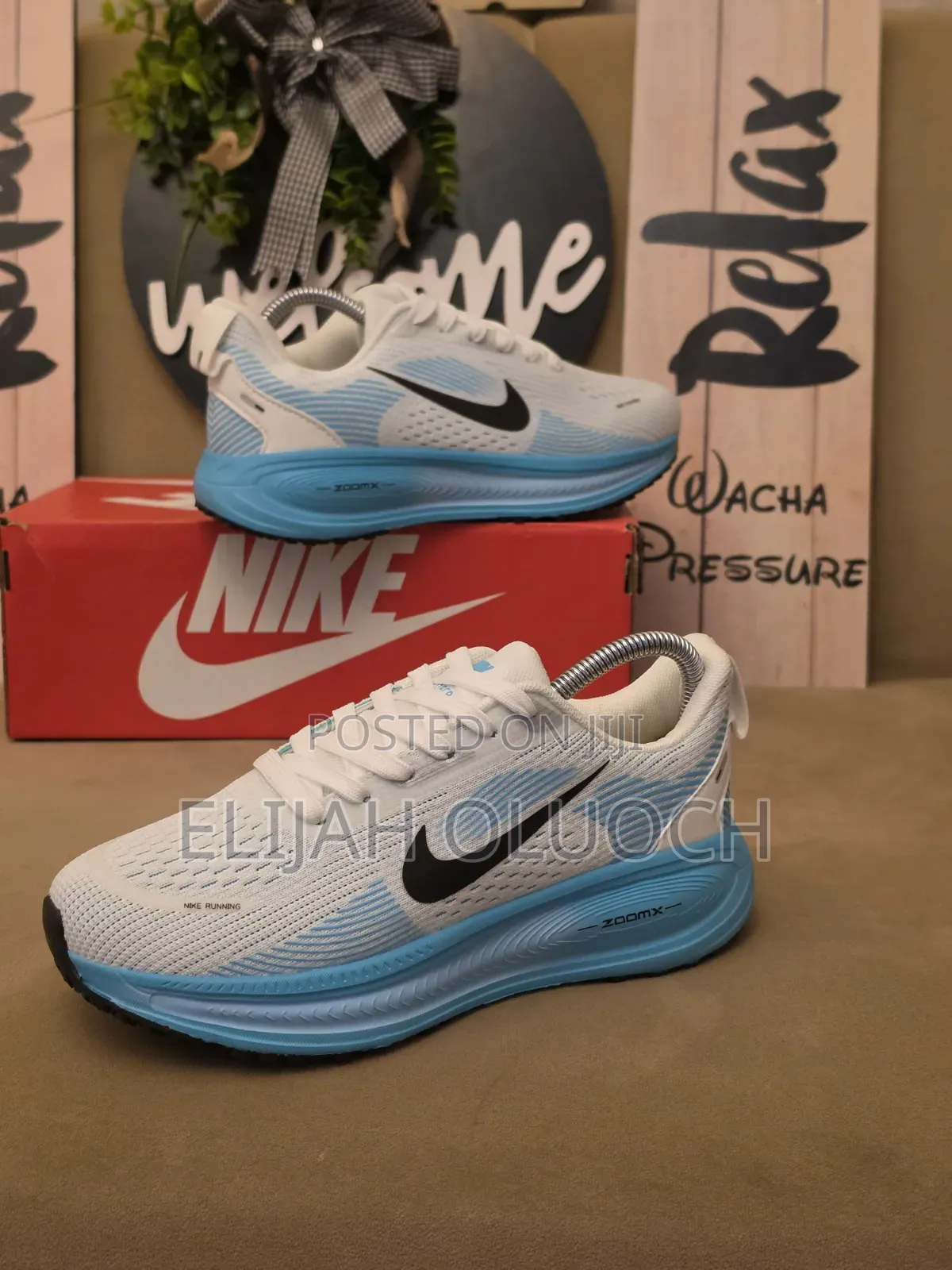 "NiKE VOMERO 18 Training/Running Shoes