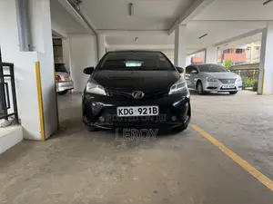 Toyota Vitz 1.0 FWD 5dr 2014 Black