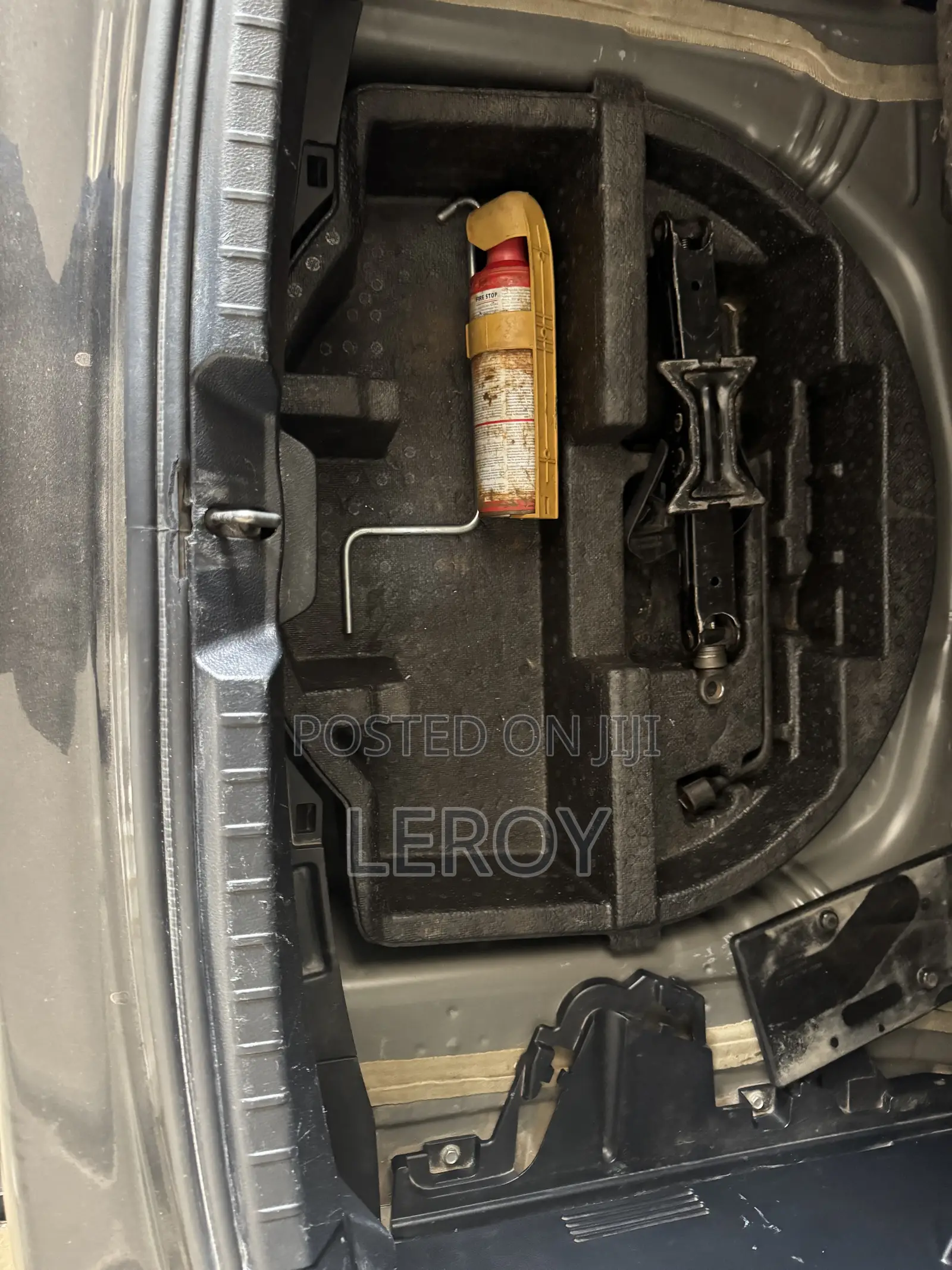 Toyota Vitz 1.0 FWD 5dr 2014 Black