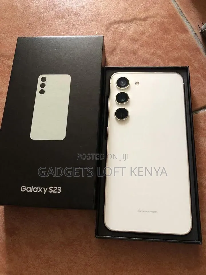 New Samsung Galaxy S23 256 GB